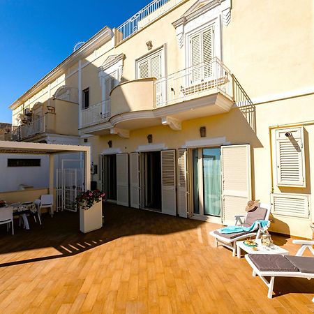 Mare E Castello Apartment Manfredonia Exterior photo