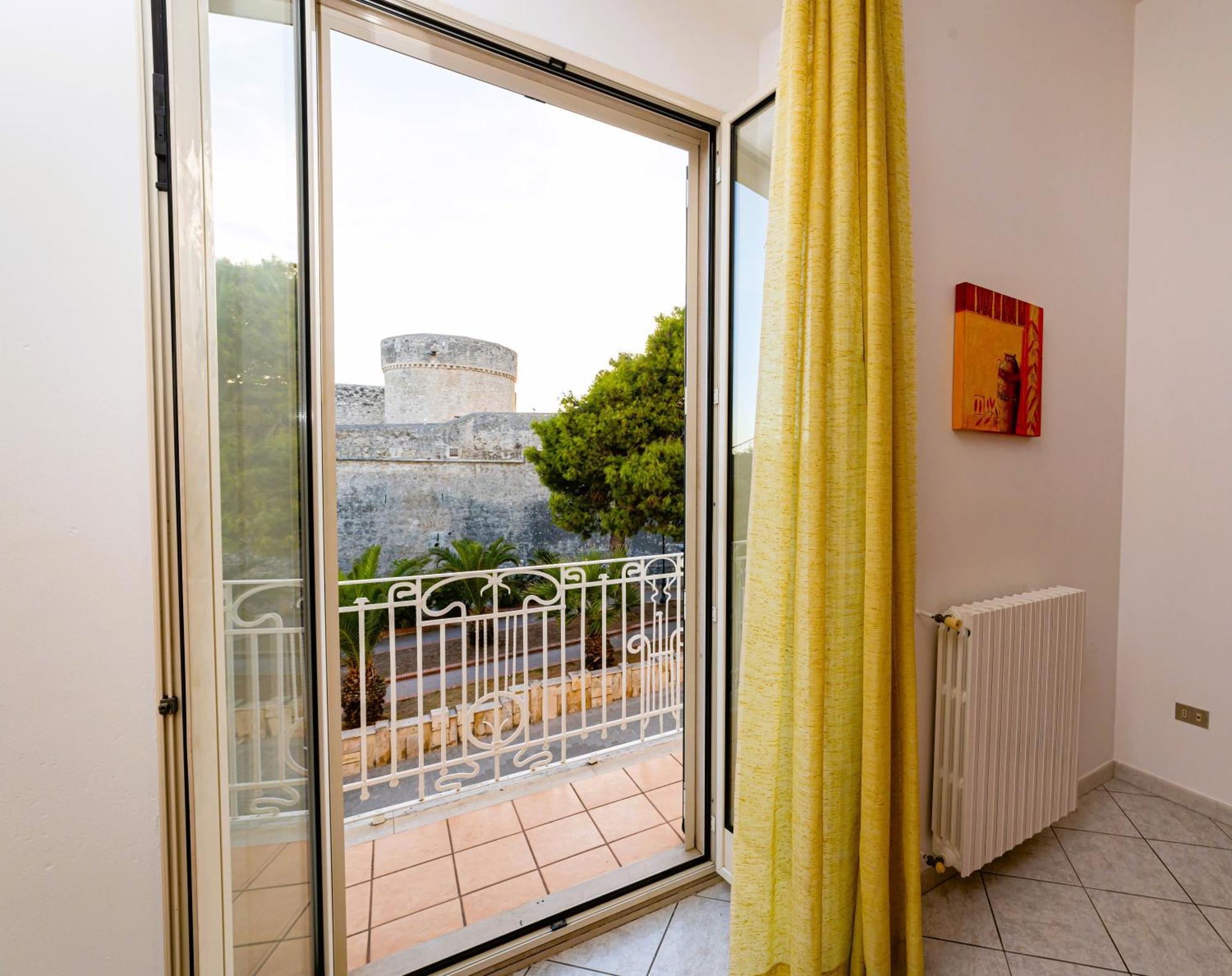 Mare E Castello Apartment Manfredonia Exterior photo